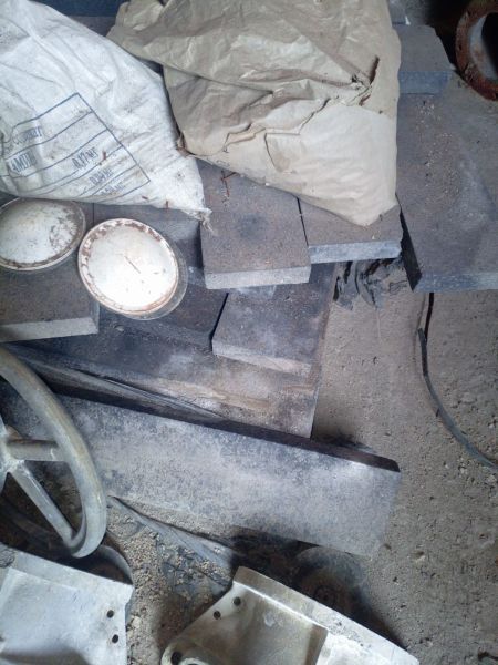 Угольные блоки