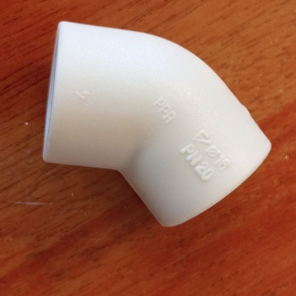 Уголок 45 град 16PPR