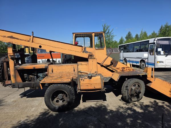 Снегопогрузчик лаповый АМУР КО 206А 