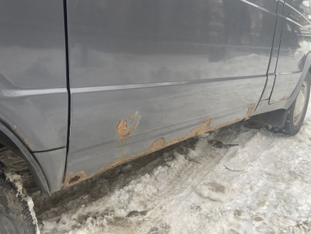 Цельнометаллический фургон ГАЗ-2217