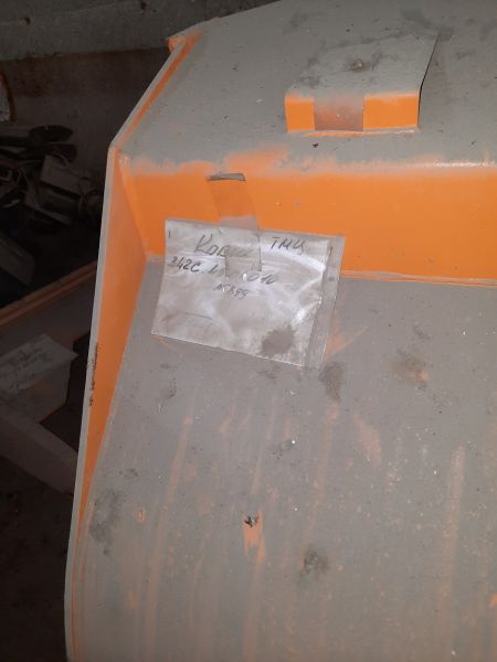 Ковш 352С.45.01.010 (v=3 м.куб.без зубьев)№899