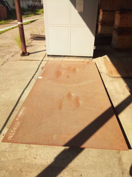 Лист б-8  ст3  б/у