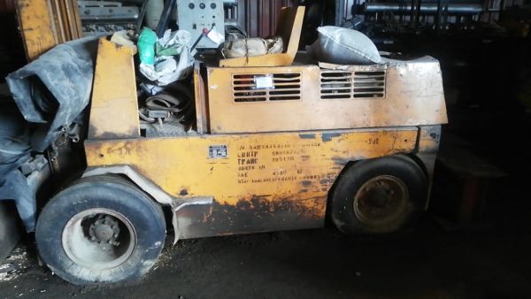 АВТОПОГРУЗЧИК ГДВ-2В3336,БОЛГАРИЯ 