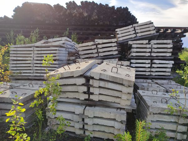 Лоток железобетонный, дренажный  с плитой