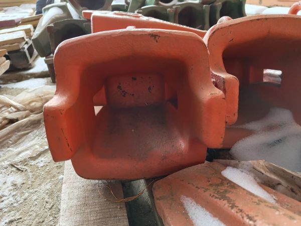 Коронка ковша YA00034290 Hitachi