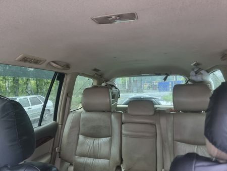 Автомобиль TOYOTA LAND CRUSER