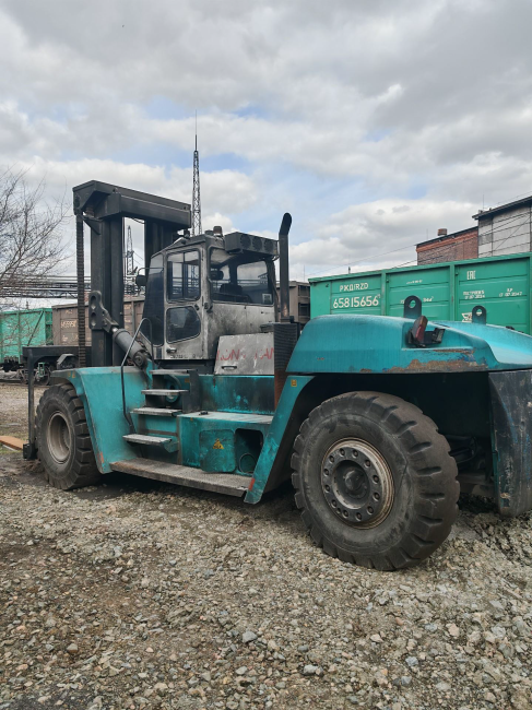 Погрузчик вил.Konecranes SMV 32-1200B