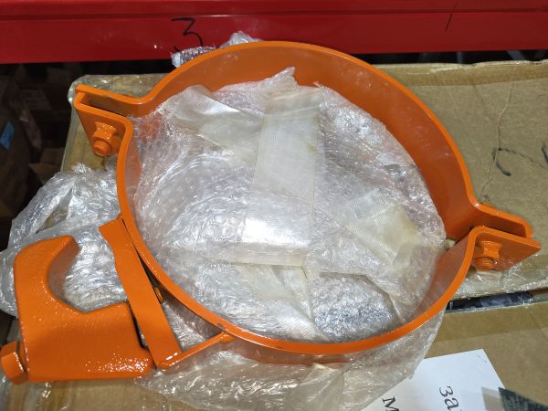 Хомут 4704583 Hitachi