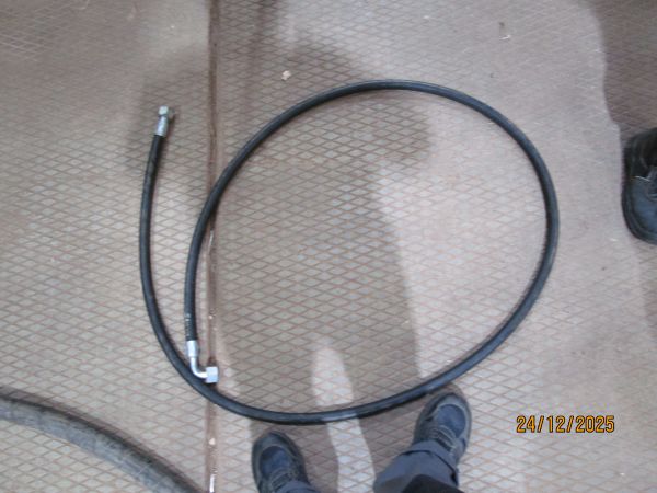 Рукав РВД E13896383 Hitachi