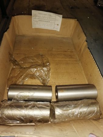 Палец поршневой 50-1004042А Д65.Д240