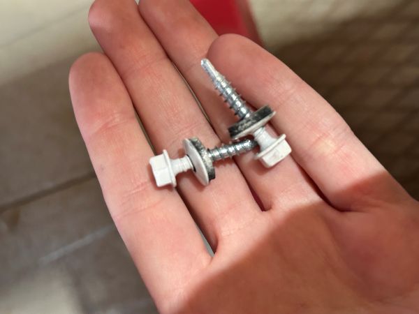 Саморез кров.4.8x29 оц.RAL 1015 (кг)