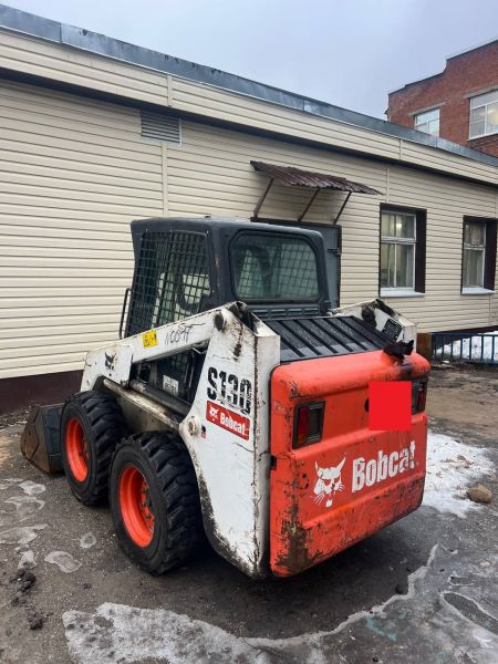 Универсальный погрузчик BOBCAT S 130