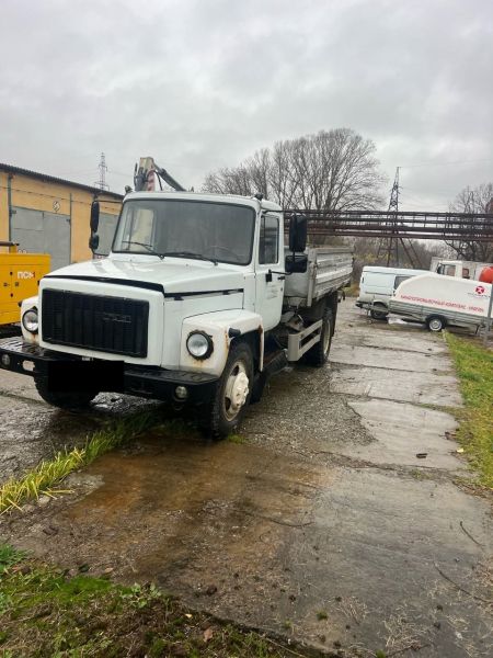 Самосвал ГАЗ-САЗ-35071