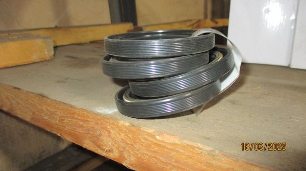 Сальник ( 70*92) хвостовика КАМАЗ (задний/средний мост,реверсивный)