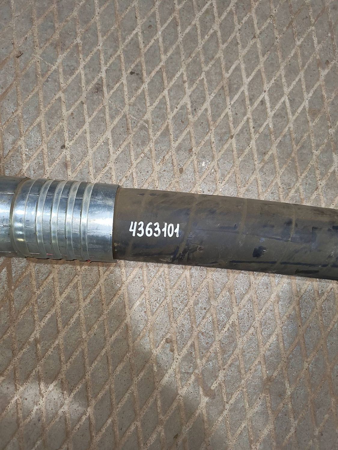 Шланг гидравлический 4363101 Hitachi