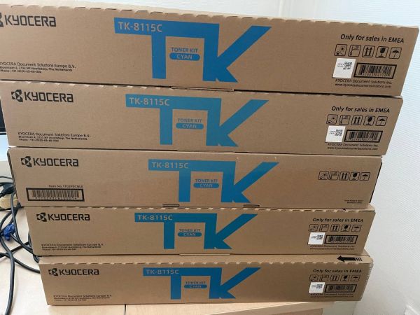Тонер-картридж TK-8115C Cyan оригинал