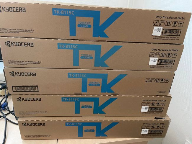 Тонер-картридж TK-8115C Cyan оригинал