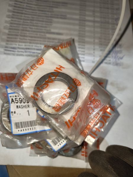 Шайба A590922 Hitachi