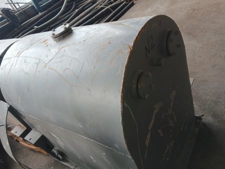 Маслобак 1360х1260х900 V=1.5м3 б/у