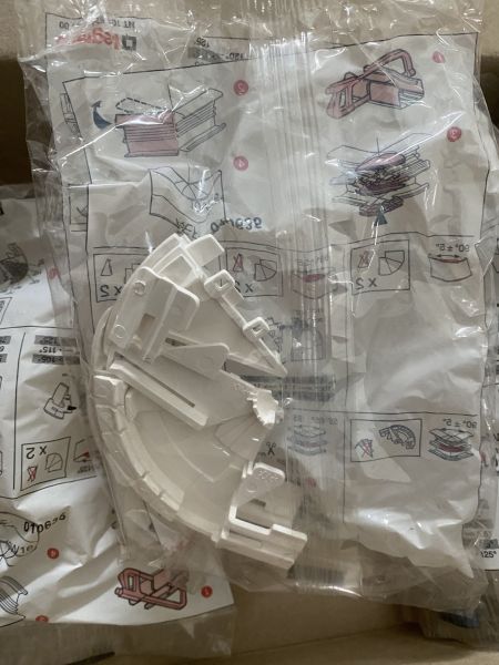 Угол Legrand 10635