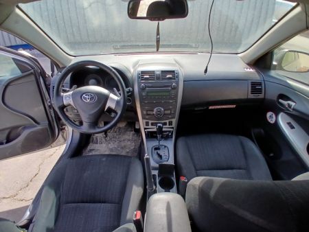 Транспортное средство  (TOYOTA COROLLA)