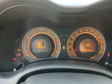 Транспортное средство  (TOYOTA COROLLA)