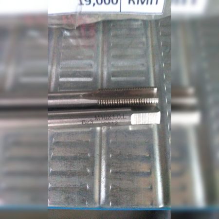 Комплект метчиков м/р М10х1.0 лев.