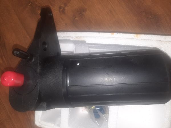 Насос топливоподкачивающий 17\927800