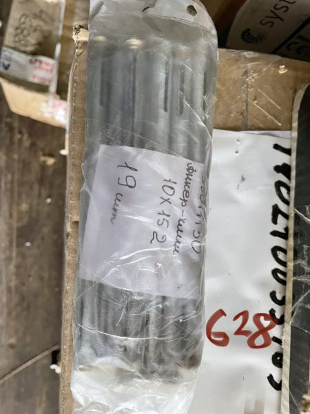 Анкер-клин 10х152