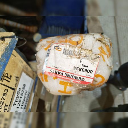 Трубка гидравлическая 8063854 Hitachi