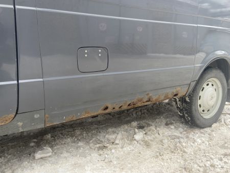 Цельнометаллический фургон ГАЗ-2217