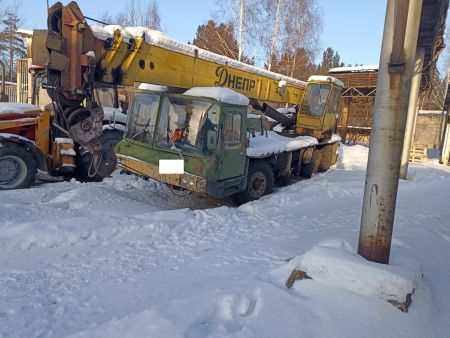 Автокран КС-5473 ДНЕПР