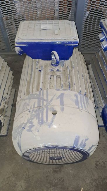 Э/двиг.5АМН315С2 200/3000 IM1081 б/у