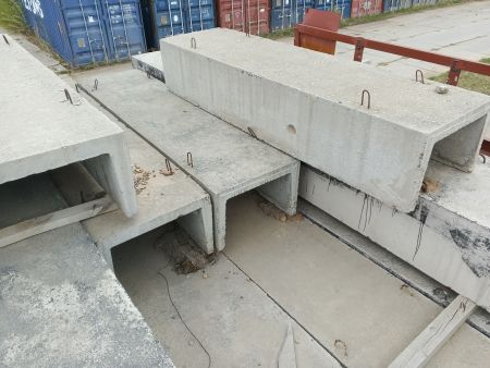 Лоток ж/б Л4-8 серия 3.006.1-2.87 вып.1