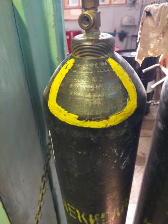 Стальной баллон углекислотный , давление 150/225 кгс/см2, объём 40 литров