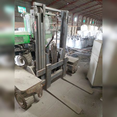 Погрузчик вилочный Combilift C8000