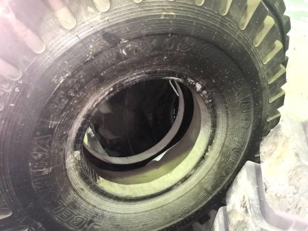 Автошина 18.00хR25 ВФ-76Б