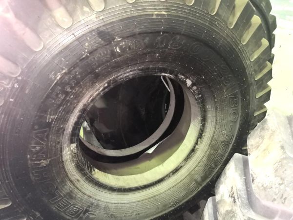 Автошина 18.00хR25 ВФ-76Б