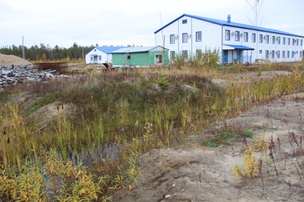 Здание  быстровозводимое, из сэндвич-панелей ( на металлическом каркасе)