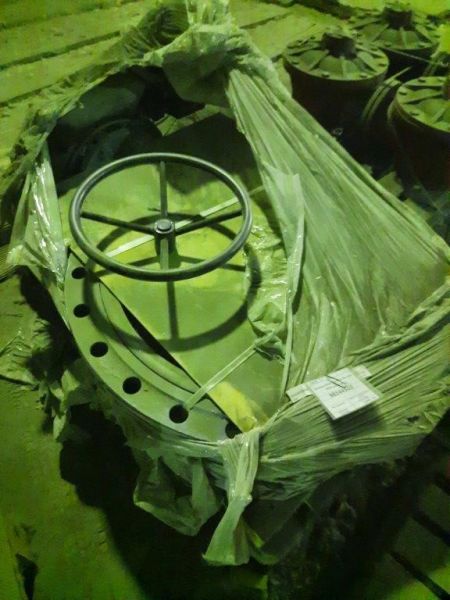 Затвор EBRO F012-A DN-700 КОФ ручн.ред.