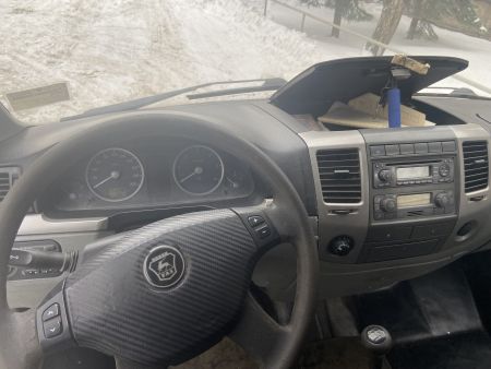 Цельнометаллический фургон ГАЗ-2217