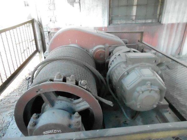 Лебедка тяговая для перемещения трансформаторов