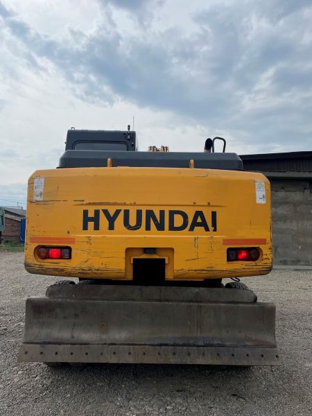 Hyundai R140W-7 