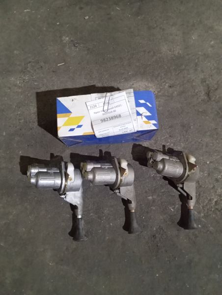 Кран тормозной 64221-3537310-30