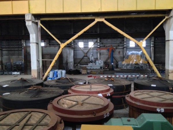 Подводящий конвейер укладчика с лентой