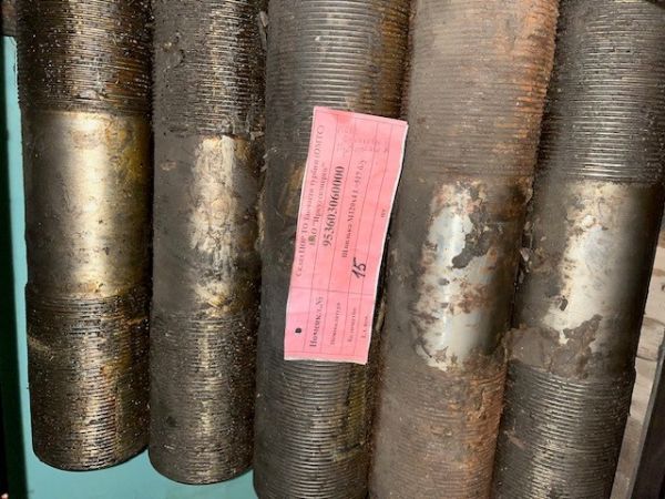 Шпилька М120х4 L=517 б/у