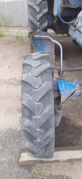 Трактор  ЛТЗ Т-40АМ