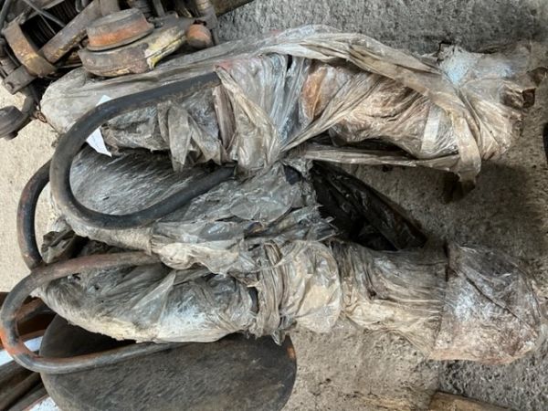 Крюк крановый 22А1 в сборе