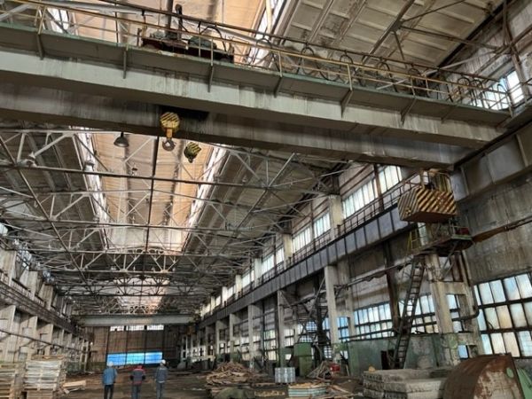 Кран мостовой электрический г/п 80т. в/подъем 20т