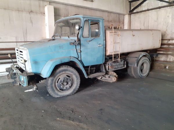 Комбинированная (универсальная) машина. КО 713 01